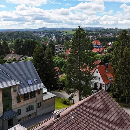 Lightquartier Treefield -sauna - Balkon- Waldnaehe Daire *
