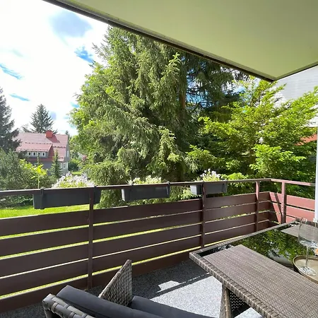 Lightquartier Treefield -sauna - Balkon- Waldnaehe