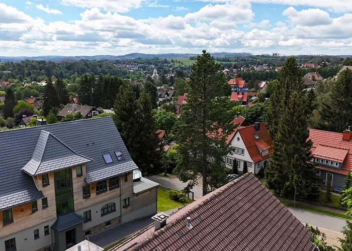 Lightquartier Treefield -sauna - Balkon- Waldnaehe Daire *